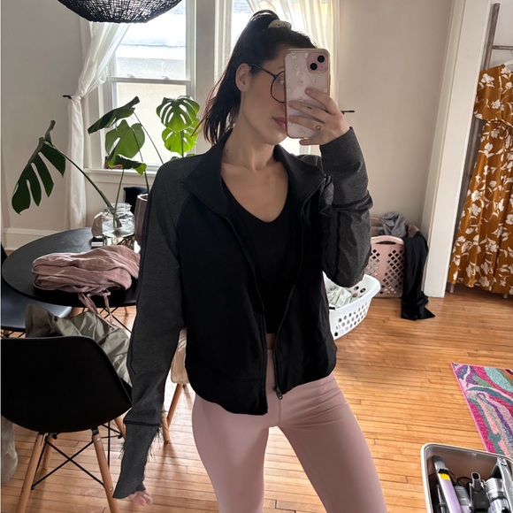 Lucy Women's Charcoal and Black Zip Up - Picture 5 of 6